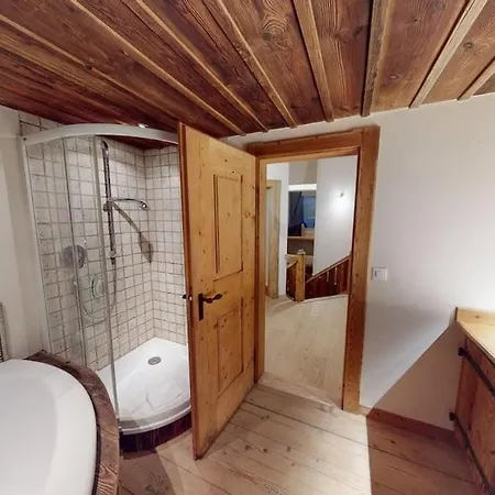 Chavanette - Beautiful 7 Bedrooms Appartement