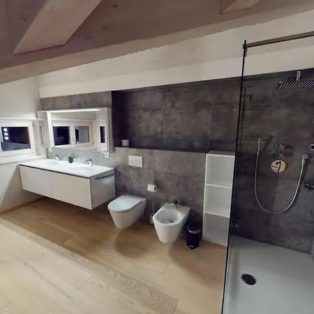 Chavanette - Beautiful 7 Bedrooms Champéry